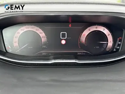 Photo 34 Peugeot 5008  PureTech 130ch S&S BVM6