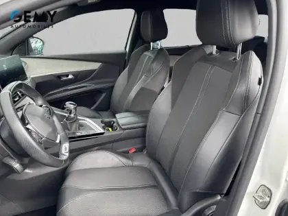 Photo 26 Peugeot 5008  PureTech 130ch S&S BVM6