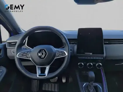 Photo 7 Renault Clio  E-Tech full hybrid 145