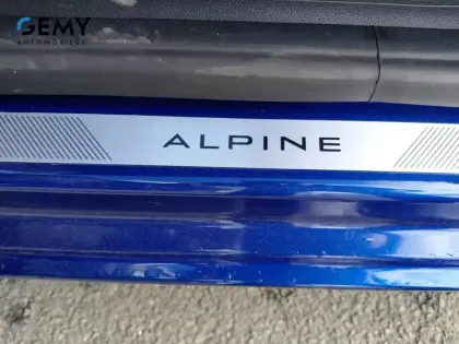 Photo 12 Renault Clio  E-Tech full hybrid 145