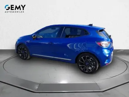 Photo 6 Renault Clio  E-Tech full hybrid 145