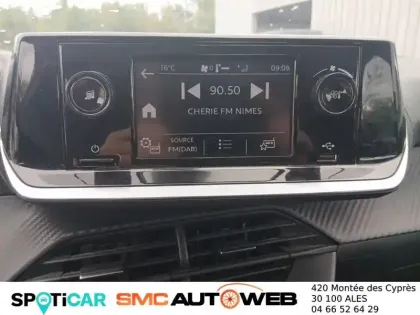 Photo 36 Peugeot 208  PureTech 75 S&S BVM5