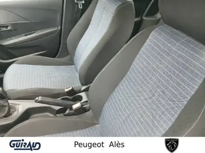 Photo 10 Peugeot 208  PureTech 75 S&S BVM5