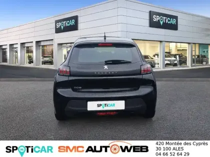 Photo 27 Peugeot 208  PureTech 75 S&S BVM5