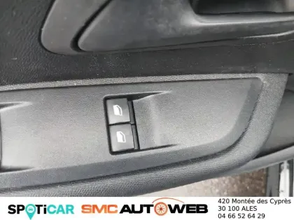 Photo 34 Peugeot 208  PureTech 75 S&S BVM5