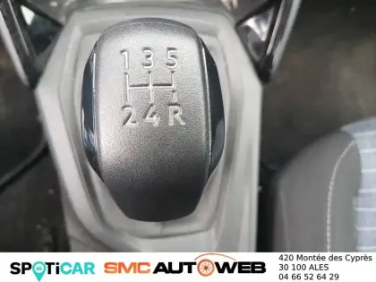 Photo 42 Peugeot 208  PureTech 75 S&S BVM5
