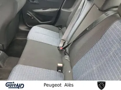 Photo 11 Peugeot 208  PureTech 75 S&S BVM5