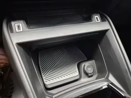 Photo 28 Citroën C4  BlueHDi 130 S&S EAT8