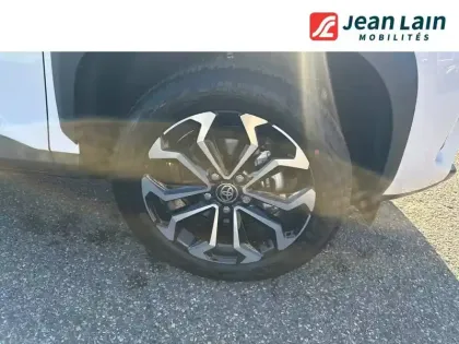 Photo 8 Toyota Yaris  Cross Hybride 130h AWD-i
