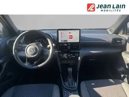 Photo 17 Toyota Yaris  Cross Hybride 130h AWD-i