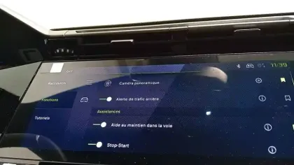 Photo 10 Peugeot 408  Hybrid 145 e-DCS6