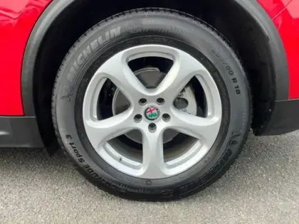 Photo 33 Alfa Romeo Stelvio Gén. I Ph1 Super 5