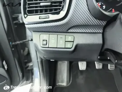 Photo 16 Kia Stonic  1.0 T-GDi 100 ch BVM6 GT Line