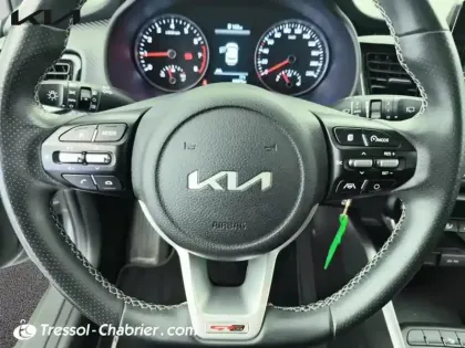 Photo 18 Kia Stonic  1.0 T-GDi 100 ch BVM6 GT Line