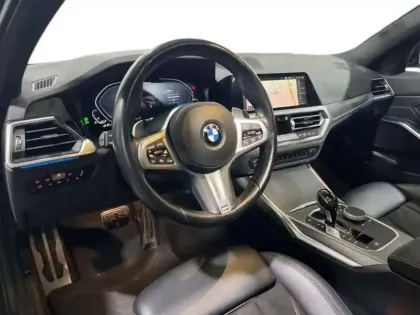 Photo 8 BMW Serie 3 TOURING G21 320e 204 ch BVA8 M Sport