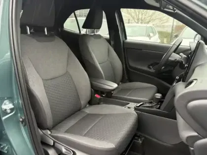 Photo 18 Toyota Yaris Hybride 1.5 HYBRID 130H DESIGN AUTO 2WD