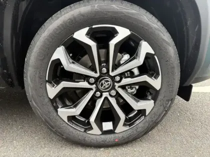 Photo 8 Toyota Yaris Hybride 1.5 HYBRID 130H DESIGN AUTO 2WD