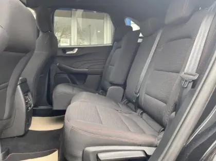 Photo 14 Ford Kuga Gén. III Ph1 ST-Line 5