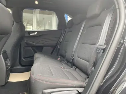 Photo 8 Ford Kuga Gén. III Ph1 ST-Line 5