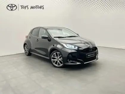 Photo 6 Toyota Yaris Hybride 116h Iconic TOIT PANO