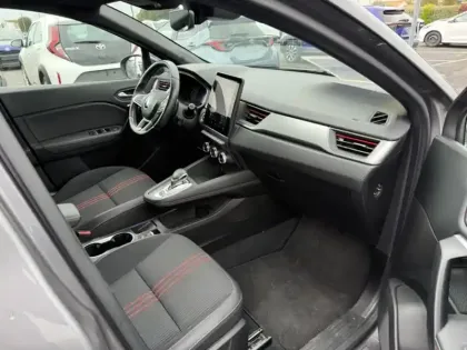 Photo 12 Renault Captur II R.S. Line 1.3 140 ch BVA