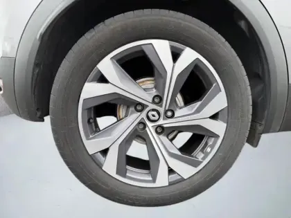 Photo 9 Renault Captur II R.S. Line 1.3 140 ch BVA