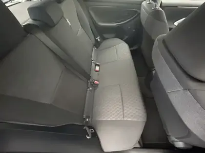 Photo 19 Toyota Yaris 70 VVT-i Dynamic