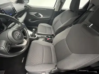 Photo 17 Toyota Yaris 70 VVT-i Dynamic