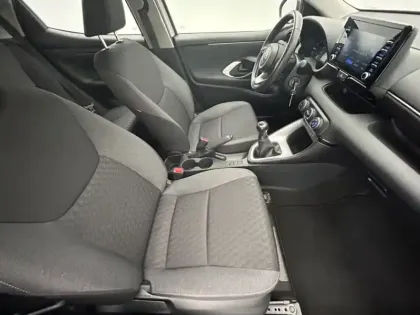 Photo 20 Toyota Yaris 70 VVT-i Dynamic