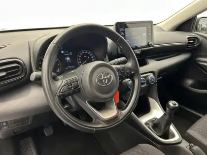 Photo 16 Toyota Yaris 70 VVT-i Dynamic