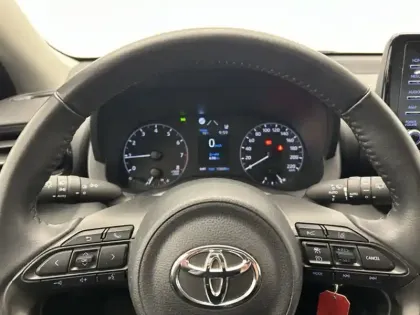 Photo 11 Toyota Yaris 70 VVT-i Dynamic