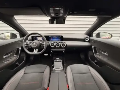 Photo 7 Mercedes Classe A Gén. IV (W177) Ph2 AMG Line 5