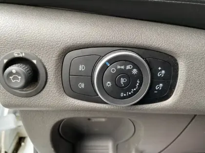 Photo 20 Ford Transit Gén. I Ph2 Evo Trend 4