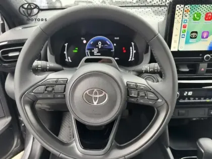 Photo 10 Toyota Yaris Hybride 1.5 HYBRID 130H DESIGN AUTO 2WD