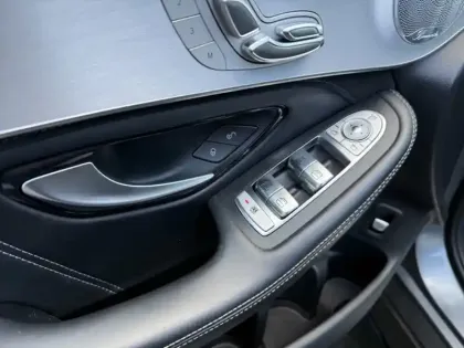 Photo 19 Mercedes Classe GLC Gén. I Ph1 AMG S 5