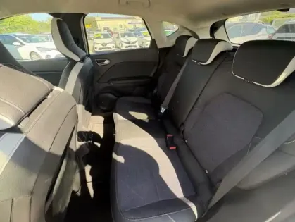 Photo 16 Renault Captur Gén. II (HJB) Ph1 Intens 5