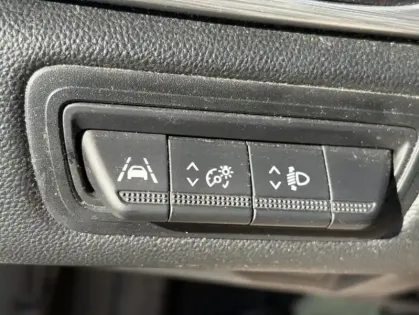 Photo 14 Renault Captur Gén. II (HJB) Ph1 Intens 5