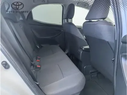 Photo 13 Toyota Yaris Hybride 116h Design