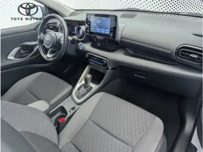 Photo 10 Toyota Yaris Hybride 116h Design