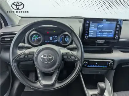 Photo 15 Toyota Yaris Hybride 116h Design