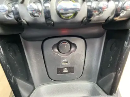 Photo 21 Mini Mini Gén. III (F56) Ph3 Edition Premium Plus 3