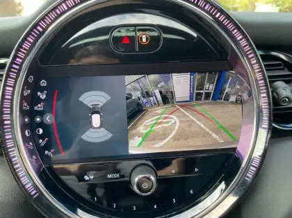 Photo 15 Mini Mini Gén. III (F56) Ph3 Edition Premium Plus 3