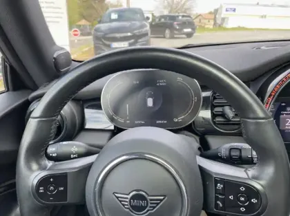 Photo 6 Mini Mini Gén. III (F56) Ph3 Edition Premium Plus 3