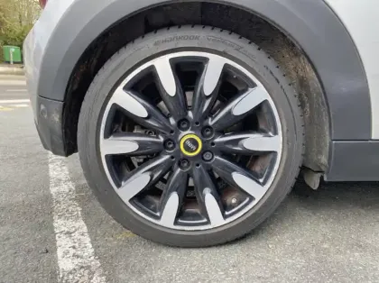 Photo 29 Mini Mini Gén. III (F56) Ph3 Edition Premium Plus 3