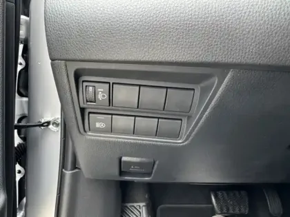 Photo 20 Toyota Yaris Hybride 116h Design