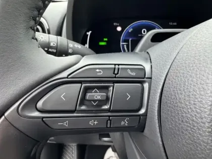 Photo 19 Toyota Yaris Hybride 116h Design