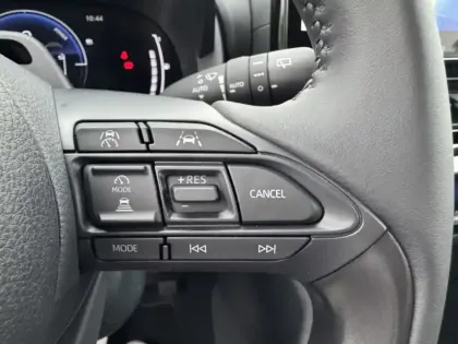 Photo 18 Toyota Yaris Hybride 116h Design