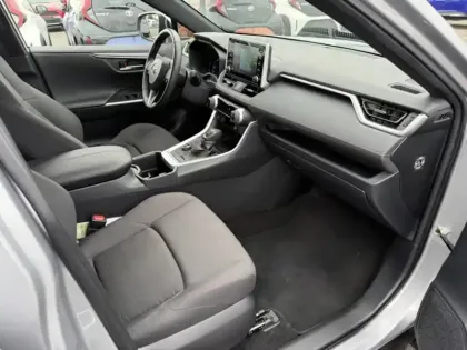 Photo 13 Toyota Rav4 Gén. V Ph1 Design Business 5