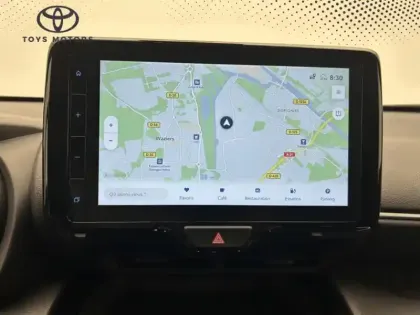 Photo 10 Toyota Yaris Hybride 1.5 116H DESIGN PACK CARGO