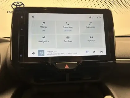 Photo 18 Toyota Yaris Hybride 1.5 116H DESIGN PACK CARGO